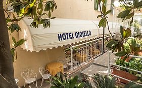 Hotel Gioiello Celle Ligure